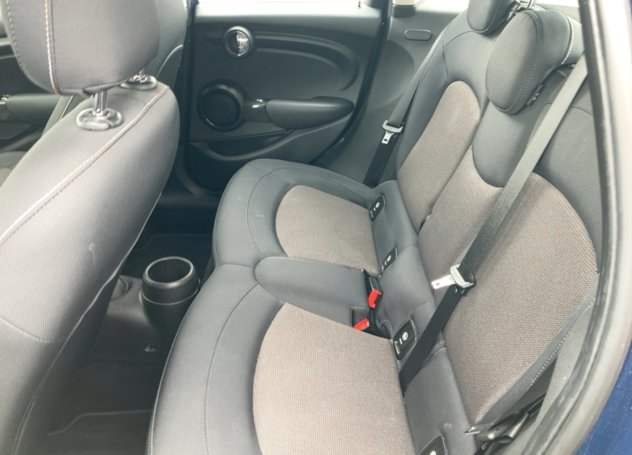 2017 MINI Cooper Diesel – Stunning Blue – Only 105,000kms – €10,950