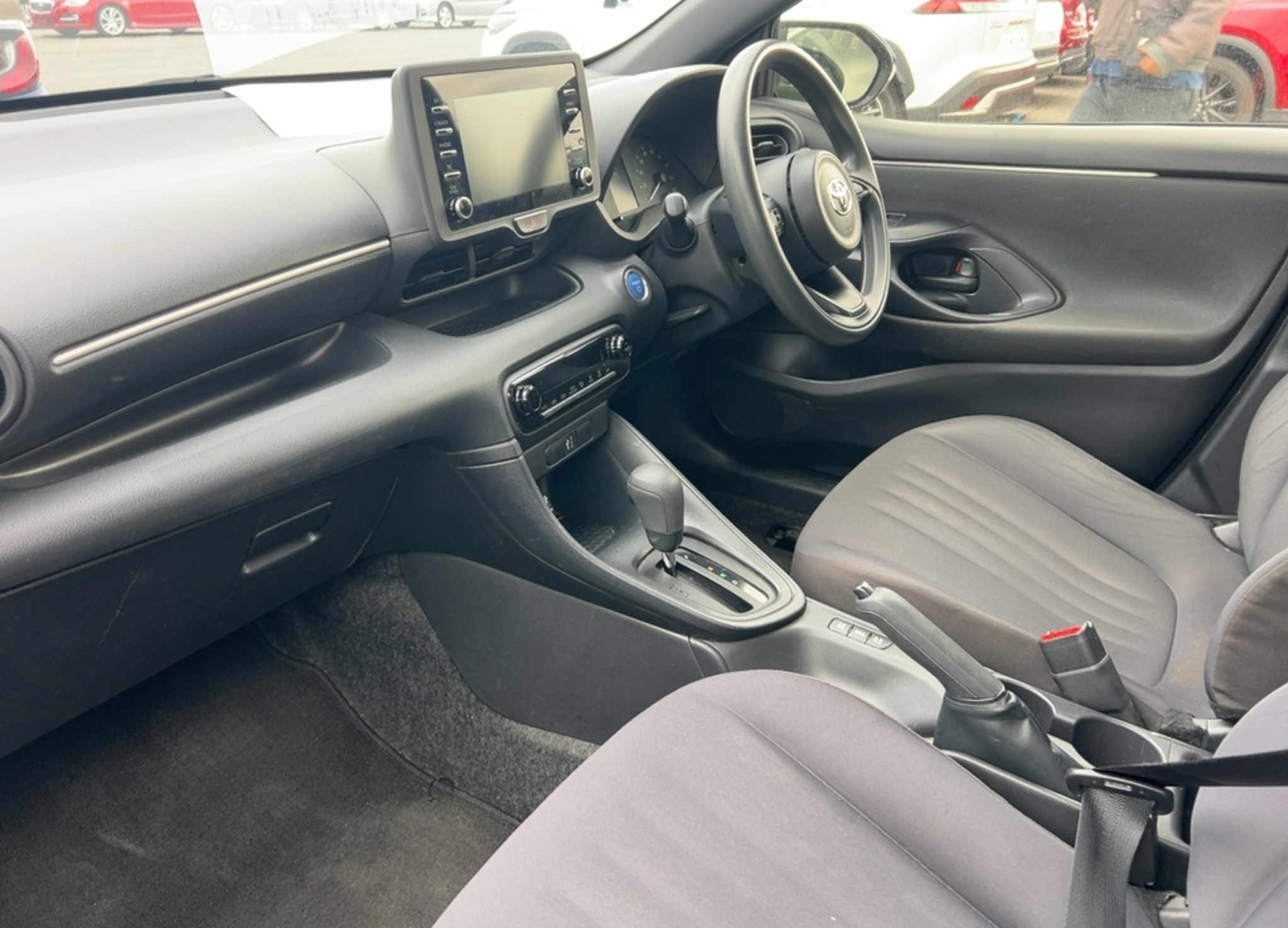 2021 Toyota Yaris Hybrid - €12,450