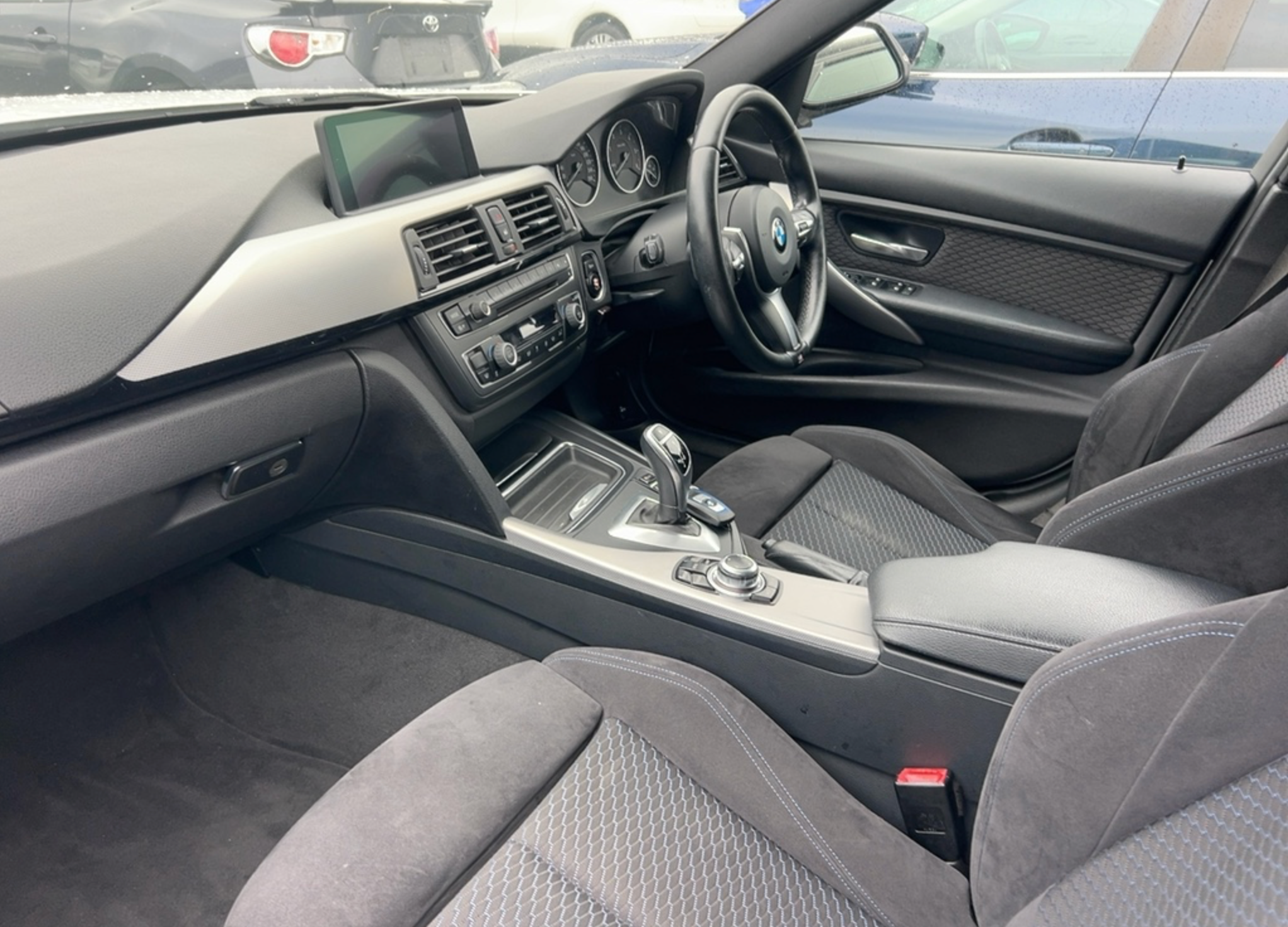 2013 BMW 320d M Sport BluePerformance Touring – €12,950