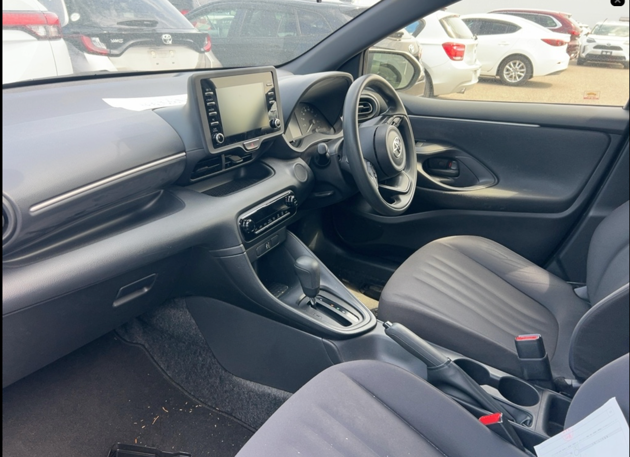 2021 Toyota Yaris 1.5 Hybrid X Automatic – Only 74,000 KM – €13,450