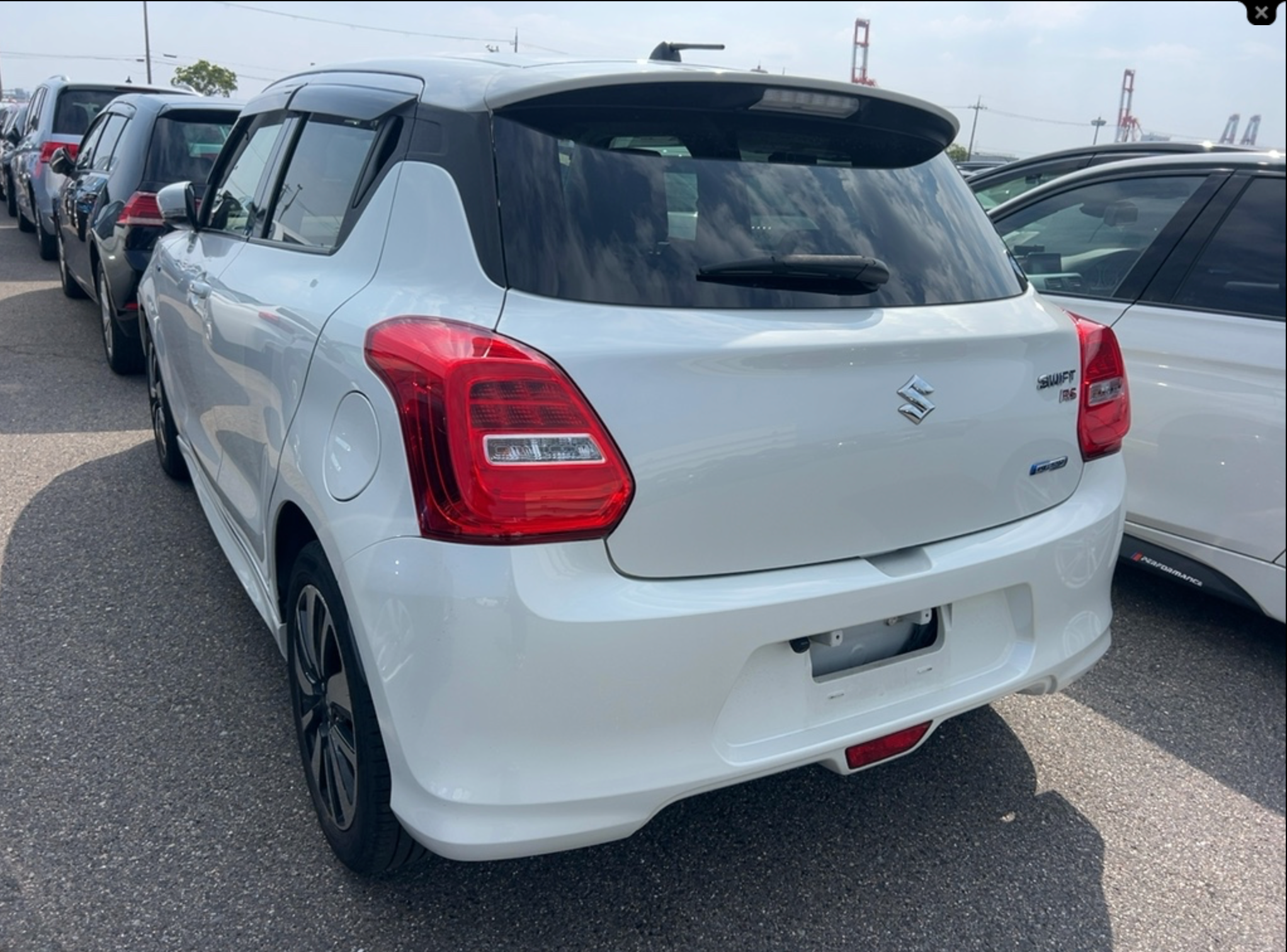 2019 Suzuki Swift Hybrid RS – White – Grade 4 – €12,950