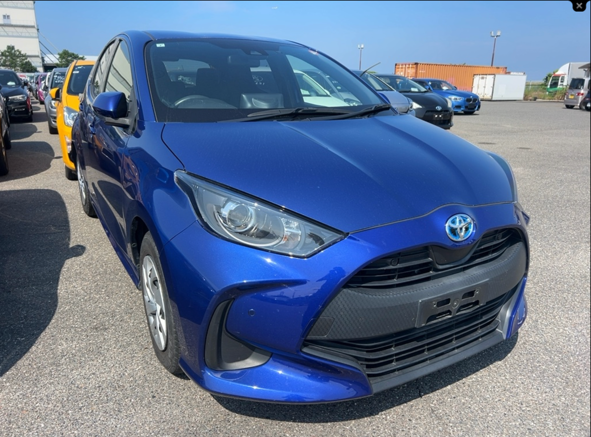 2022 Toyota Yaris 1.5 Hybrid X Automatic – Blue – €13,950