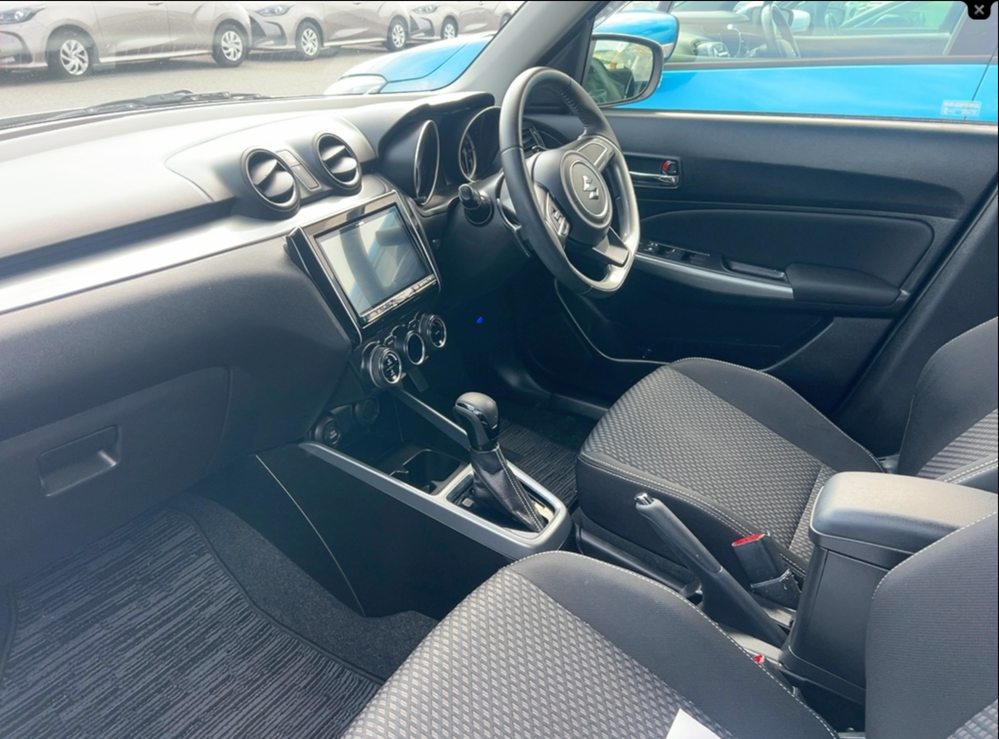 2017 Suzuki Swift Hybrid RS – White – Grade 4 – €10,950