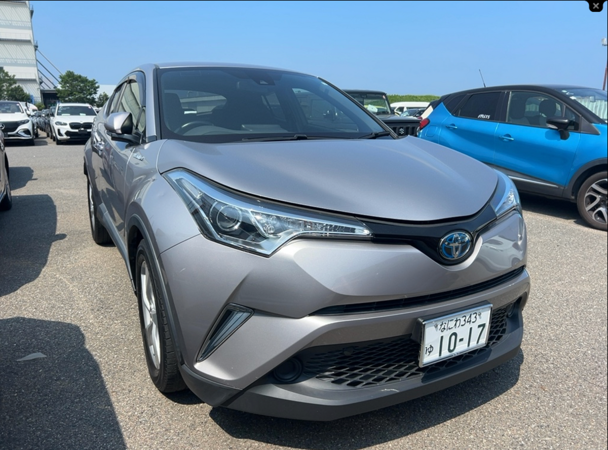 2017 Toyota C-HR 1.8 Hybrid S – Champagne – €14,450