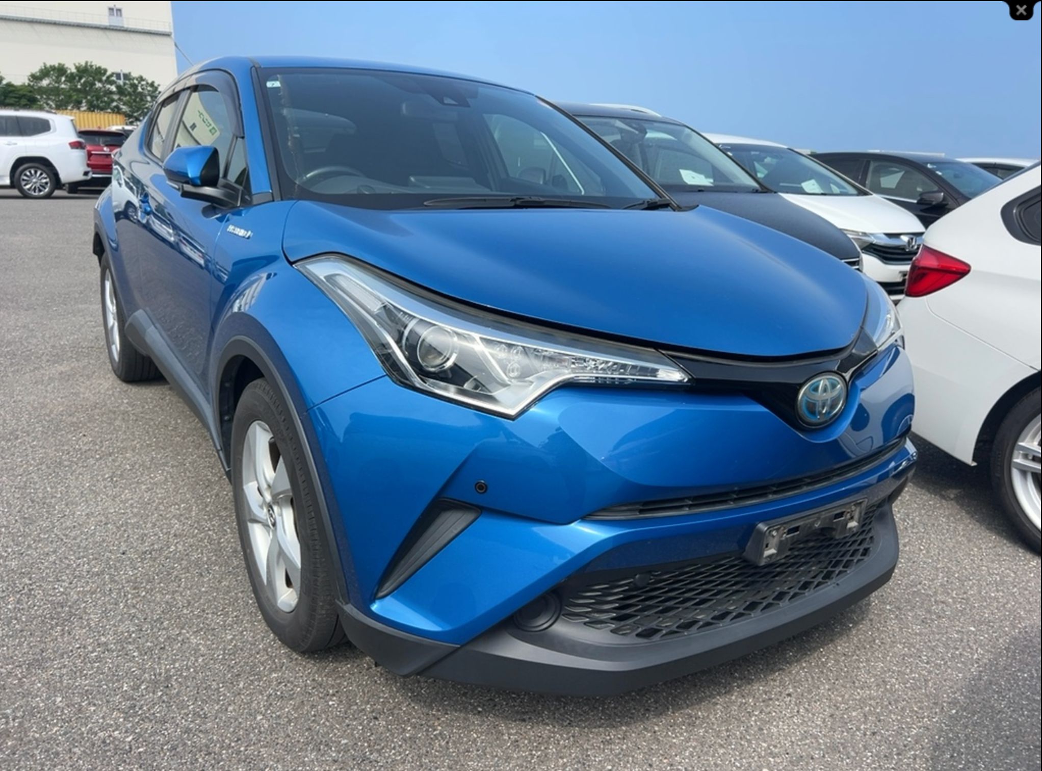 2017 Toyota C-HR 1.8 Hybrid -S – Blue – €14,950