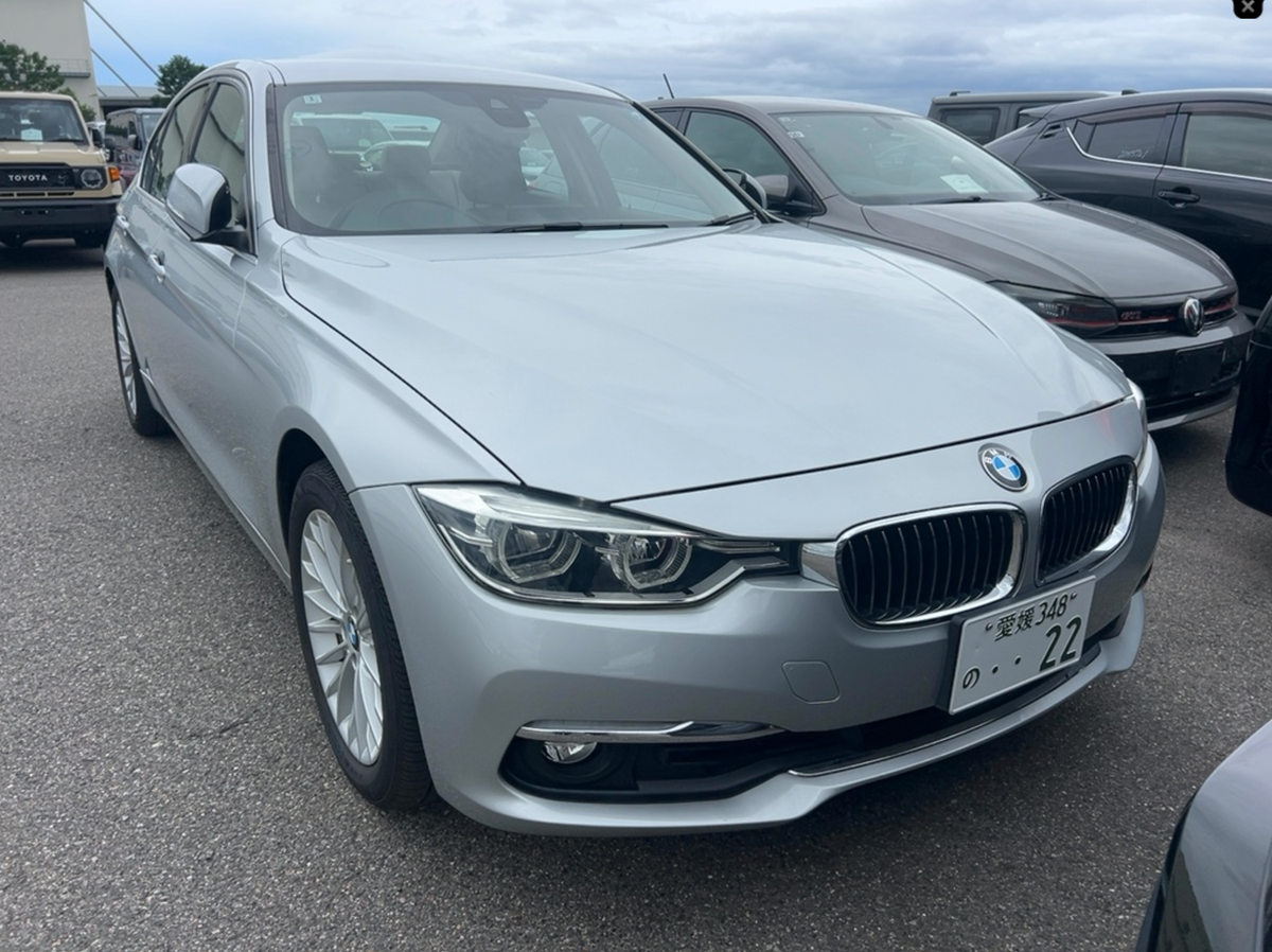 2016 BMW 330e iPerformance Plug-in Hybrid Automatic – €14,950