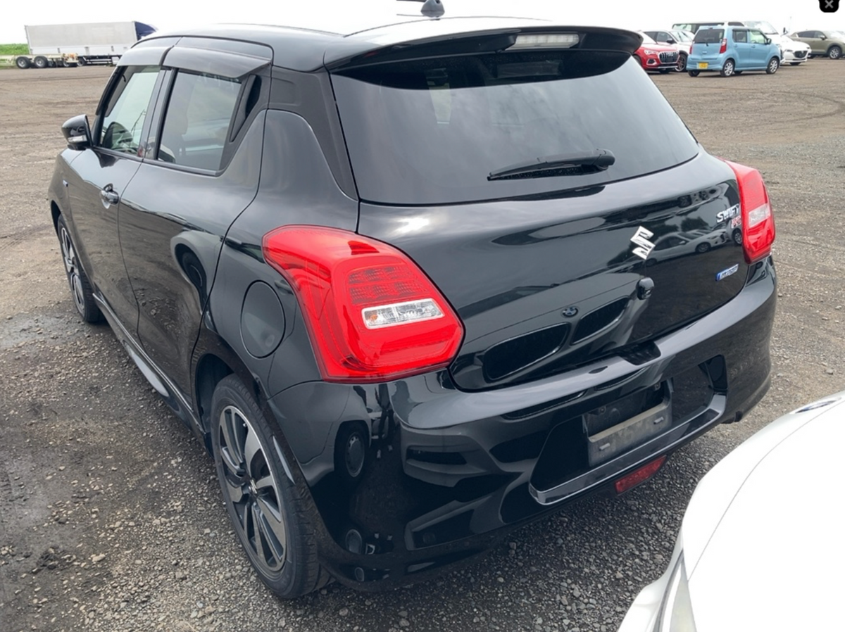 2018 Suzuki Swift Hybrid RS – Black – Grade 4 – €11,450