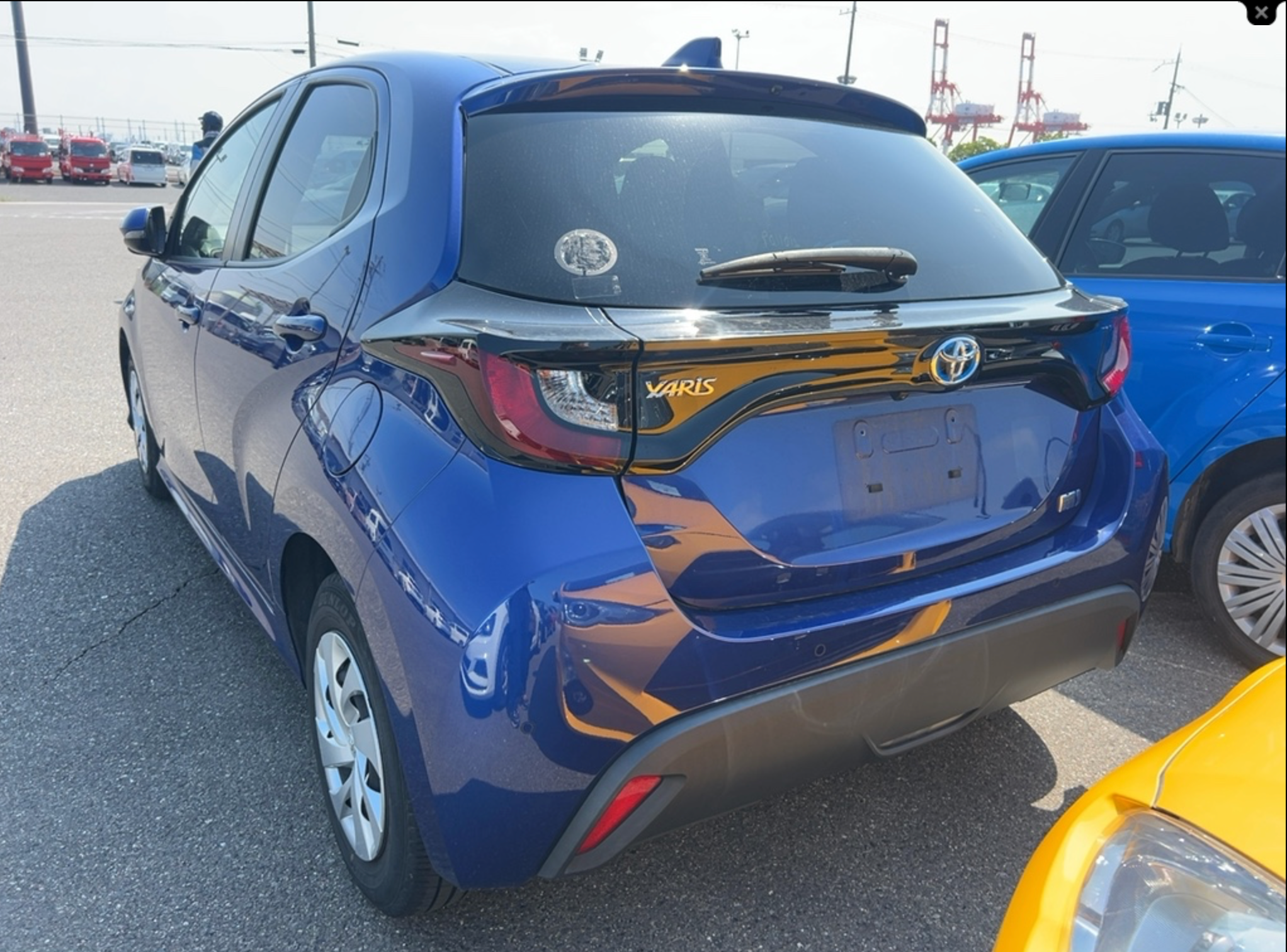 2022 Toyota Yaris 1.5 Hybrid X Automatic – Blue – €13,950